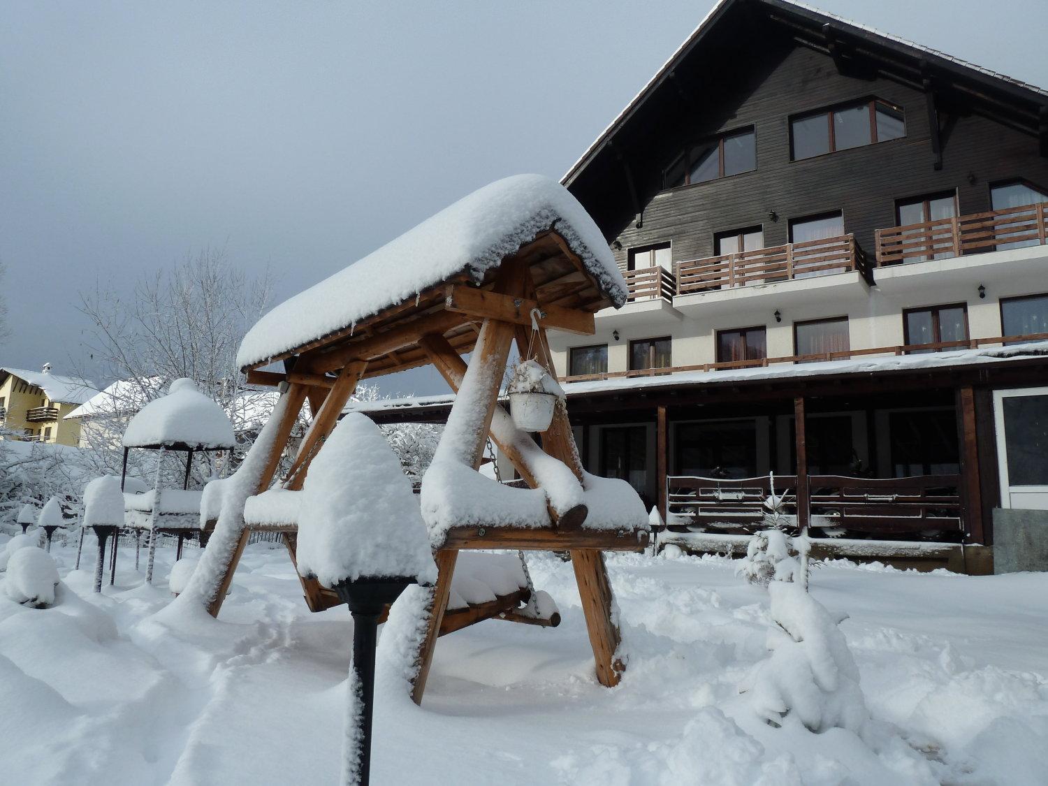 Hotel Boutique Garden Resort By Brancoveanu Moieciu de Jos Buitenkant foto